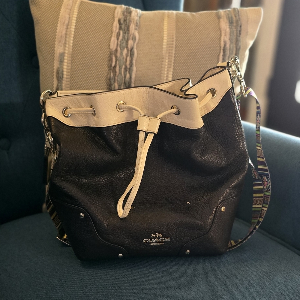 Coach Mickie Navy And White Shoulder/Crossbody Bag